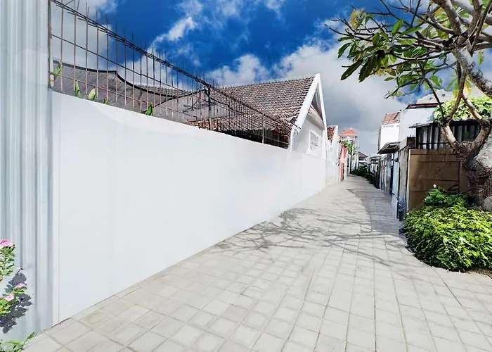 Hotel Collection O Bali Near Bali Mandara Hospital 2*